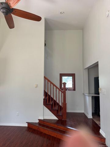 22 Elm Road, Monroe, NY 10950