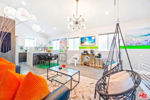 5853 Vineland Avenue A, Los Angeles, CA 91601