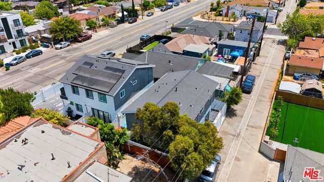 5853 Vineland Avenue A, Los Angeles, CA 91601