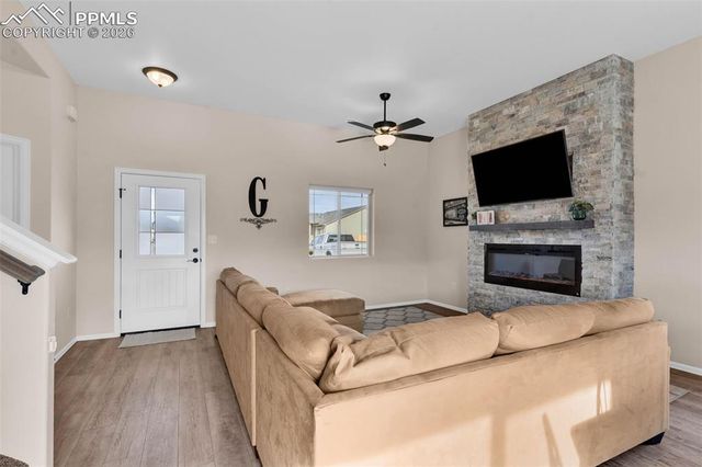 1712 Kingfisher Lane, Pueblo, CO 81008