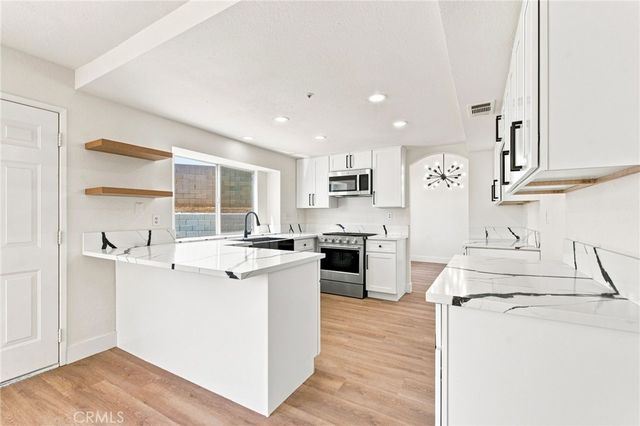 12006 Overland Court, Fontana, CA 92337