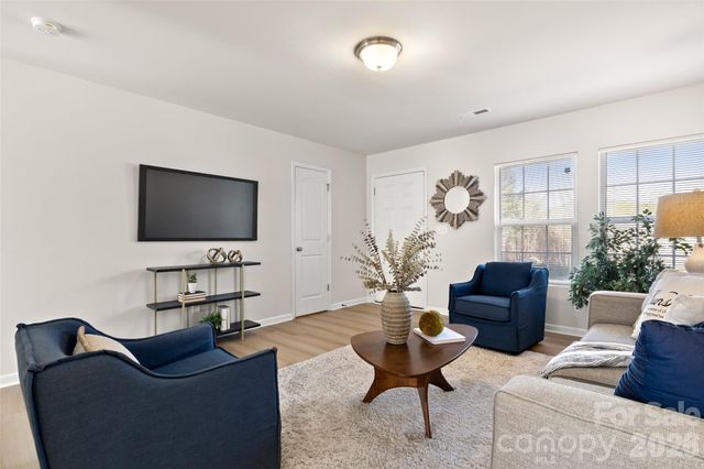 2217 Pinnacle View Drive, Kings Mountain, NC 28086