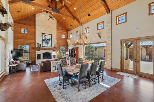 133 E Bozeman Lane, Fort Worth, TX 76108