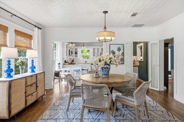 2121 Western Avenue, Fort Worth, TX 76107