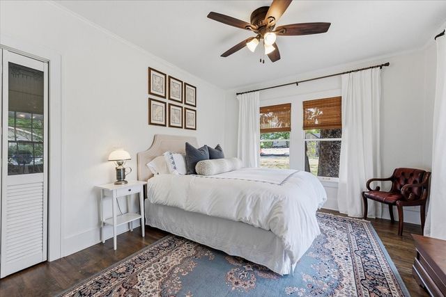 2121 Western Avenue, Fort Worth, TX 76107