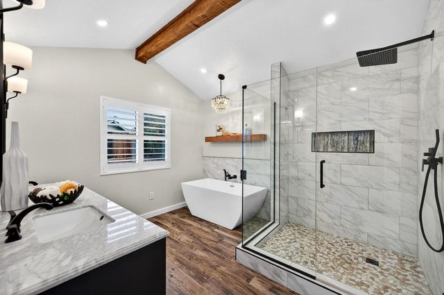 504 Silver Oak Ct, Roseville, CA 95678