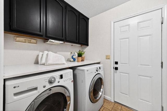 504 Silver Oak Ct, Roseville, CA 95678