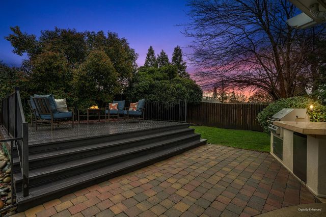 504 Silver Oak Ct, Roseville, CA 95678