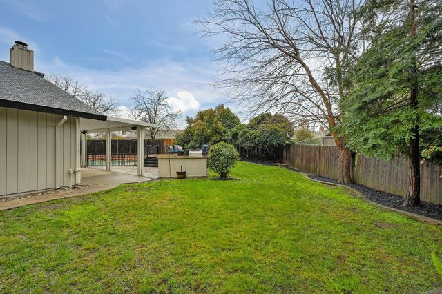 504 Silver Oak Ct, Roseville, CA 95678