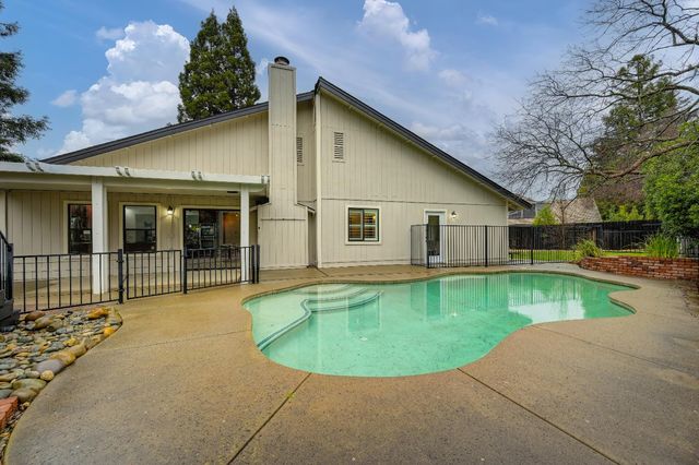 504 Silver Oak Ct, Roseville, CA 95678