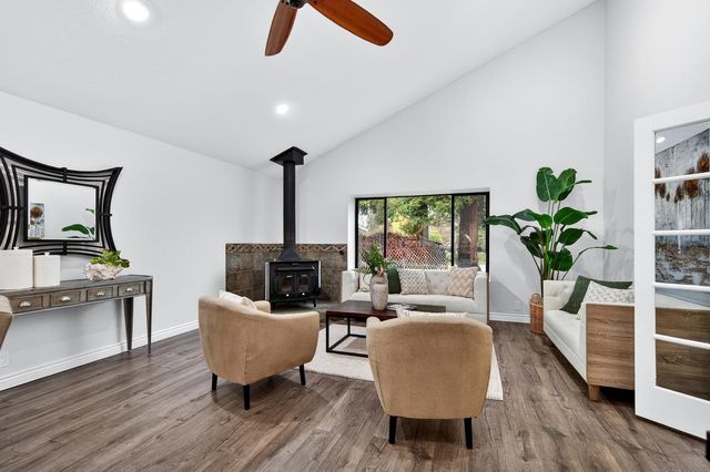 504 Silver Oak Ct, Roseville, CA 95678