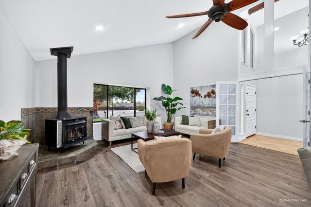 504 Silver Oak Ct, Roseville, CA 95678