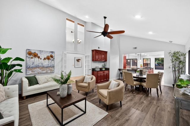 504 Silver Oak Ct, Roseville, CA 95678