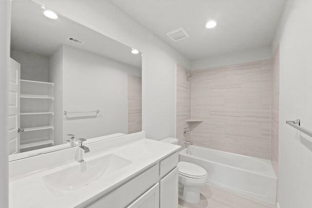 2611 Village Side Trail, Rosenberg, TX 77471