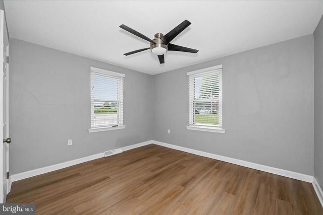 710 S COLLEGE AVE, Newark, DE 19713