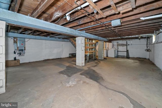 710 S COLLEGE AVE, Newark, DE 19713