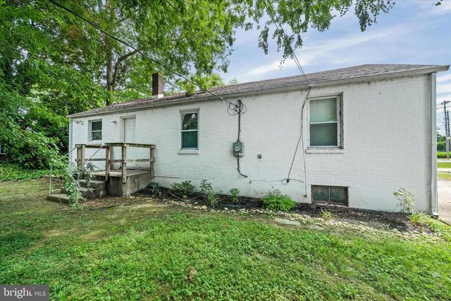 710 S COLLEGE AVE, Newark, DE 19713