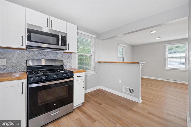 710 S COLLEGE AVE, Newark, DE 19713