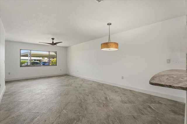 2761 COUNTRYSIDE BOULEVARD 105, Clearwater, FL 33761