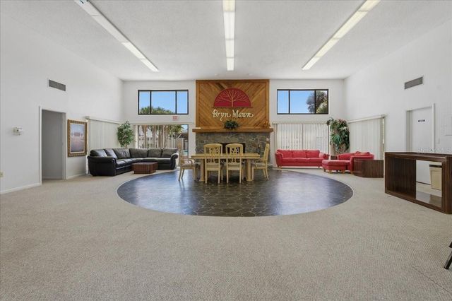 2761 COUNTRYSIDE BOULEVARD 105, Clearwater, FL 33761