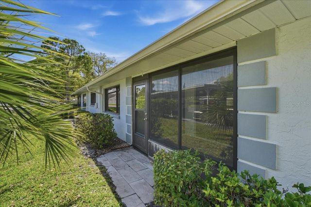 2761 COUNTRYSIDE BOULEVARD 105, Clearwater, FL 33761