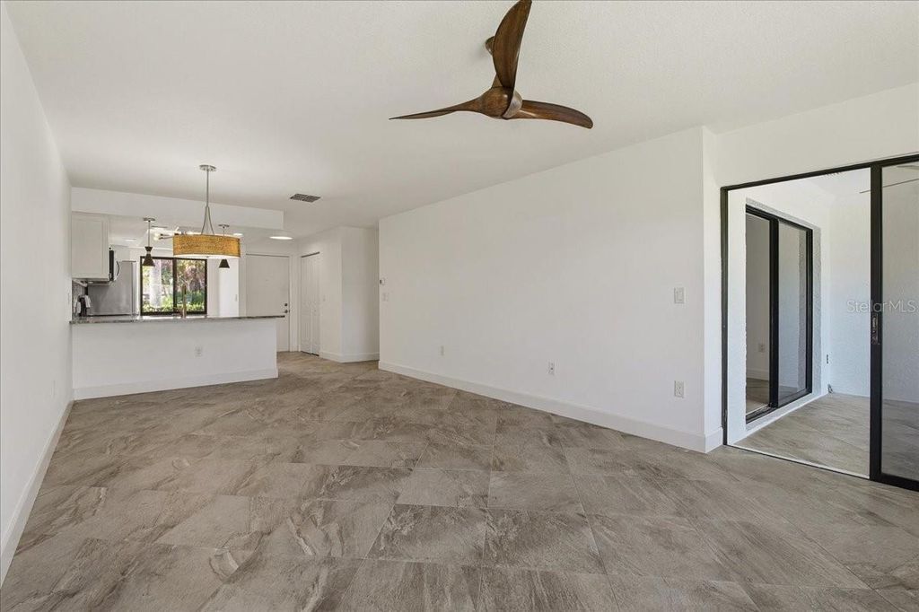 Image 16 of property listing at 2761 COUNTRYSIDE BOULEVARD 105, Clearwater, FL 33761