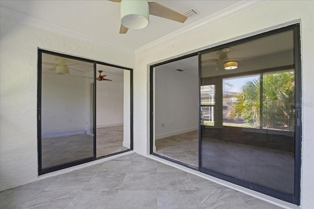 Image 20 of property listing at 2761 COUNTRYSIDE BOULEVARD 105, Clearwater, FL 33761