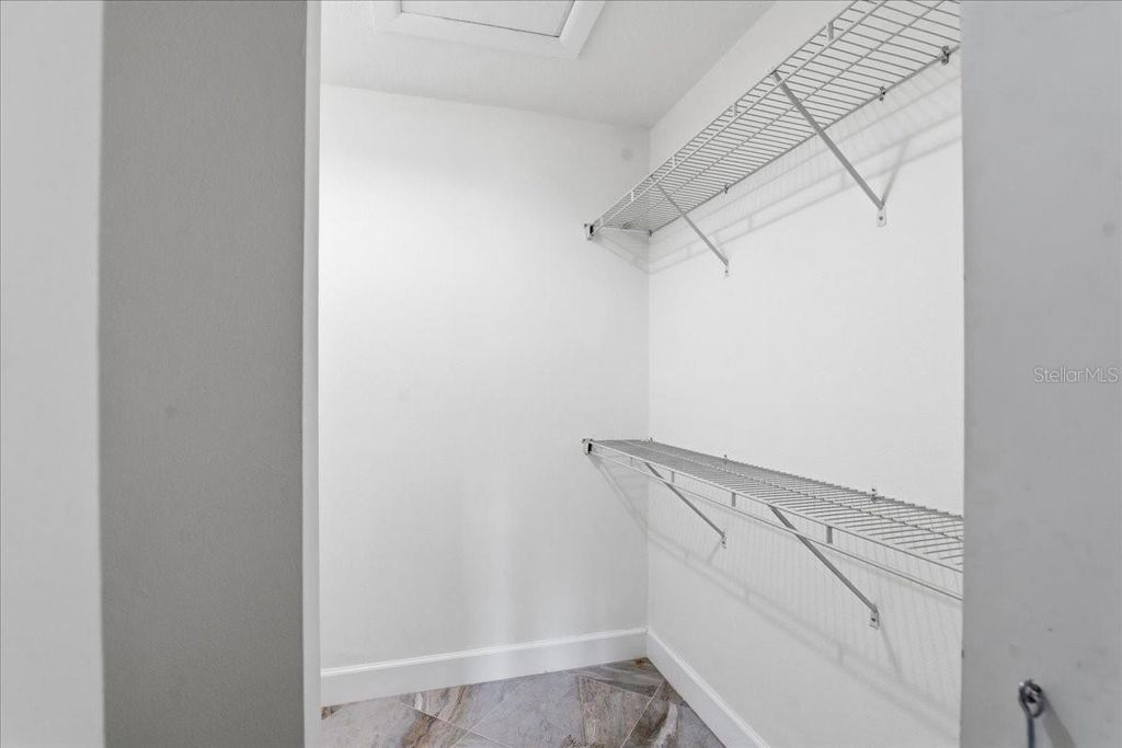 Image 24 of property listing at 2761 COUNTRYSIDE BOULEVARD 105, Clearwater, FL 33761