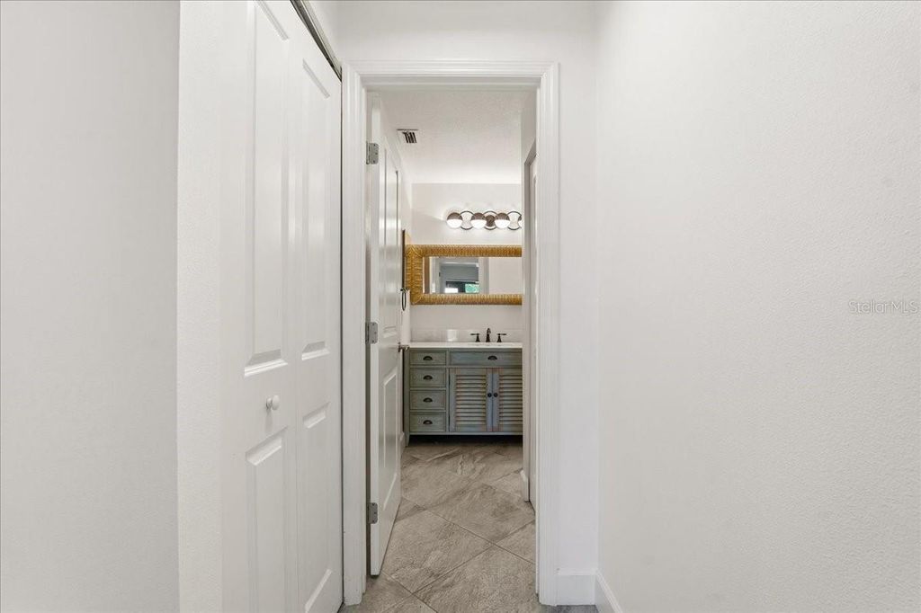 Image 25 of property listing at 2761 COUNTRYSIDE BOULEVARD 105, Clearwater, FL 33761