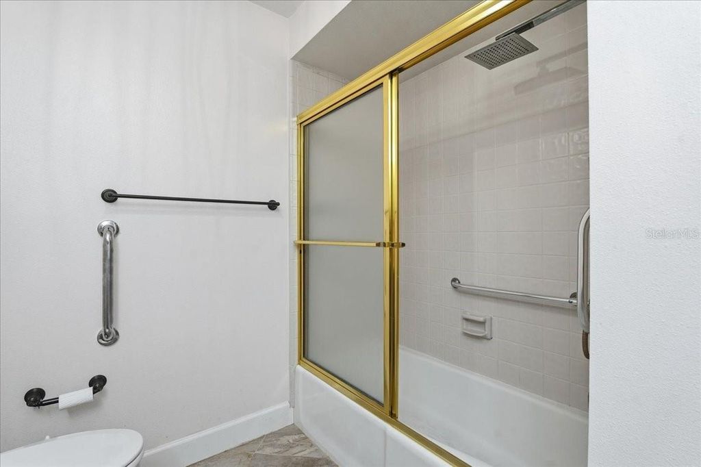 Image 27 of property listing at 2761 COUNTRYSIDE BOULEVARD 105, Clearwater, FL 33761