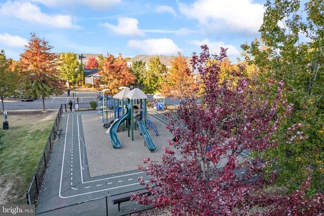 12744 STONE LINED CIR, Woodbridge, VA 22192