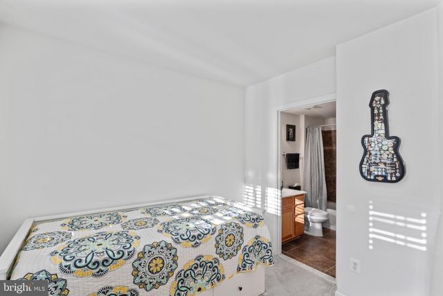 12744 STONE LINED CIR, Woodbridge, VA 22192