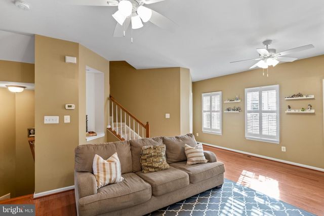 12744 STONE LINED CIR, Woodbridge, VA 22192