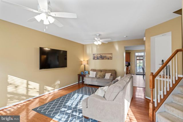 12744 STONE LINED CIR, Woodbridge, VA 22192