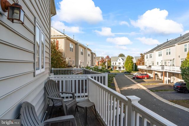 12744 STONE LINED CIR, Woodbridge, VA 22192