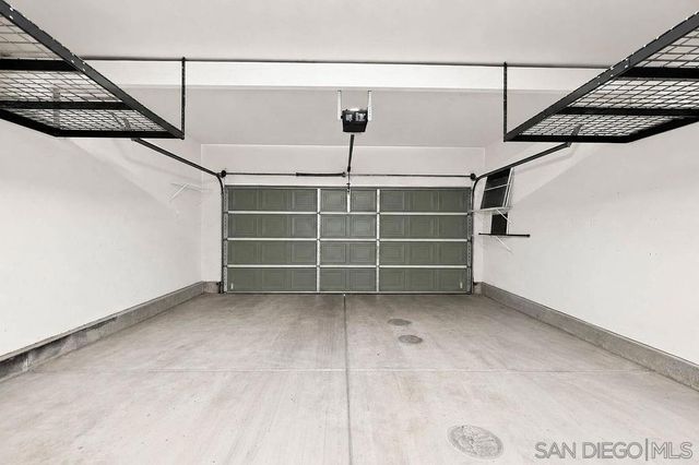 425 S Meadowbrook Dr 143, San Diego, CA 92114