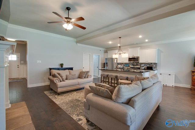 3023 Peevey Creek Lane, Owens Cross Roads, AL 35763