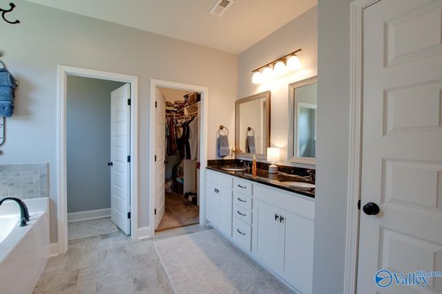 3023 Peevey Creek Lane, Owens Cross Roads, AL 35763