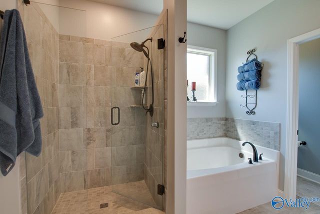 3023 Peevey Creek Lane, Owens Cross Roads, AL 35763