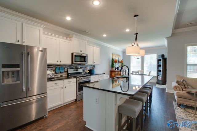 3023 Peevey Creek Lane, Owens Cross Roads, AL 35763