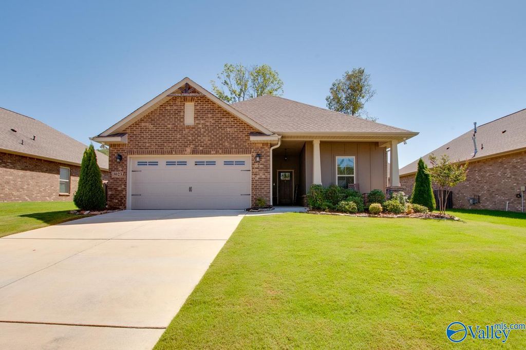 3023 Peevey Creek Lane, Owens Cross Roads, AL 35763