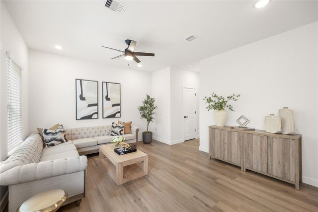 11619 Waldemar Drive, Houston, TX 77077