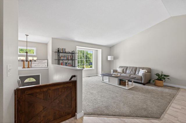 9613 River Forest Drive, Monticello, MN 55362