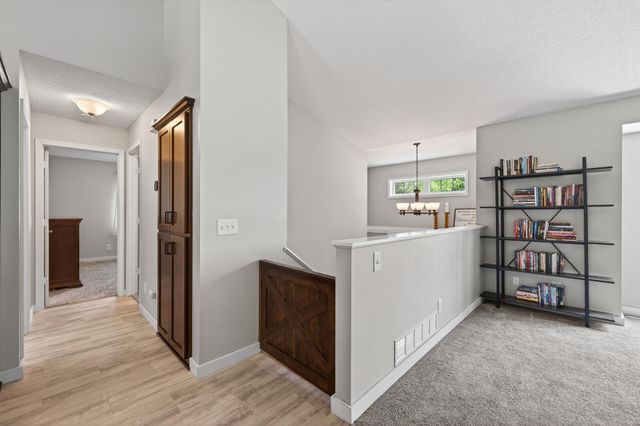 9613 River Forest Drive, Monticello, MN 55362