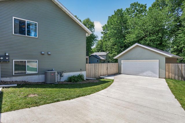 9613 River Forest Drive, Monticello, MN 55362