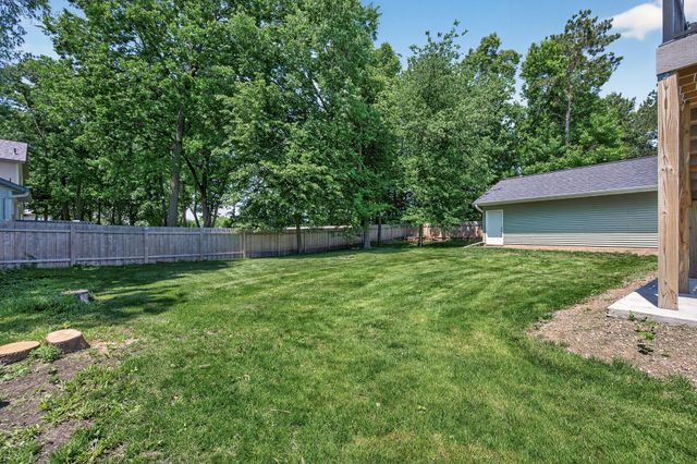 9613 River Forest Drive, Monticello, MN 55362
