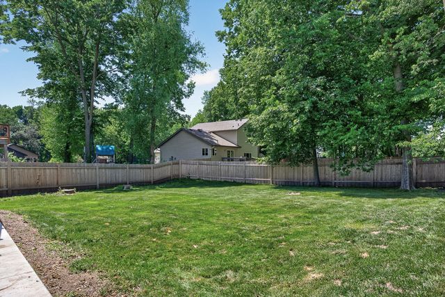 9613 River Forest Drive, Monticello, MN 55362