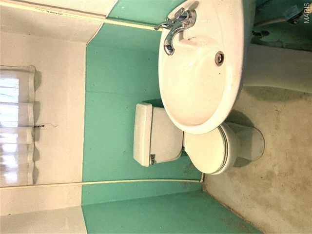 522 White Avenue, Greenville, IL 62246