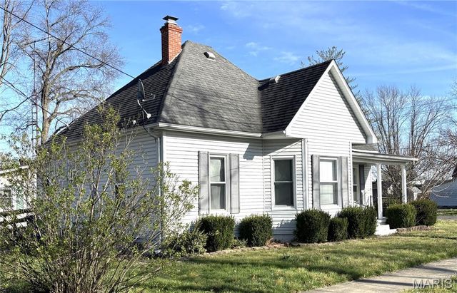 522 White Avenue, Greenville, IL 62246