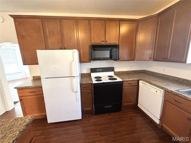 522 White Avenue, Greenville, IL 62246